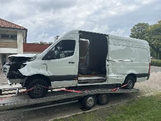 damaged автобус Mercedes Sprinter 3.16 cdi maxi 2018/8